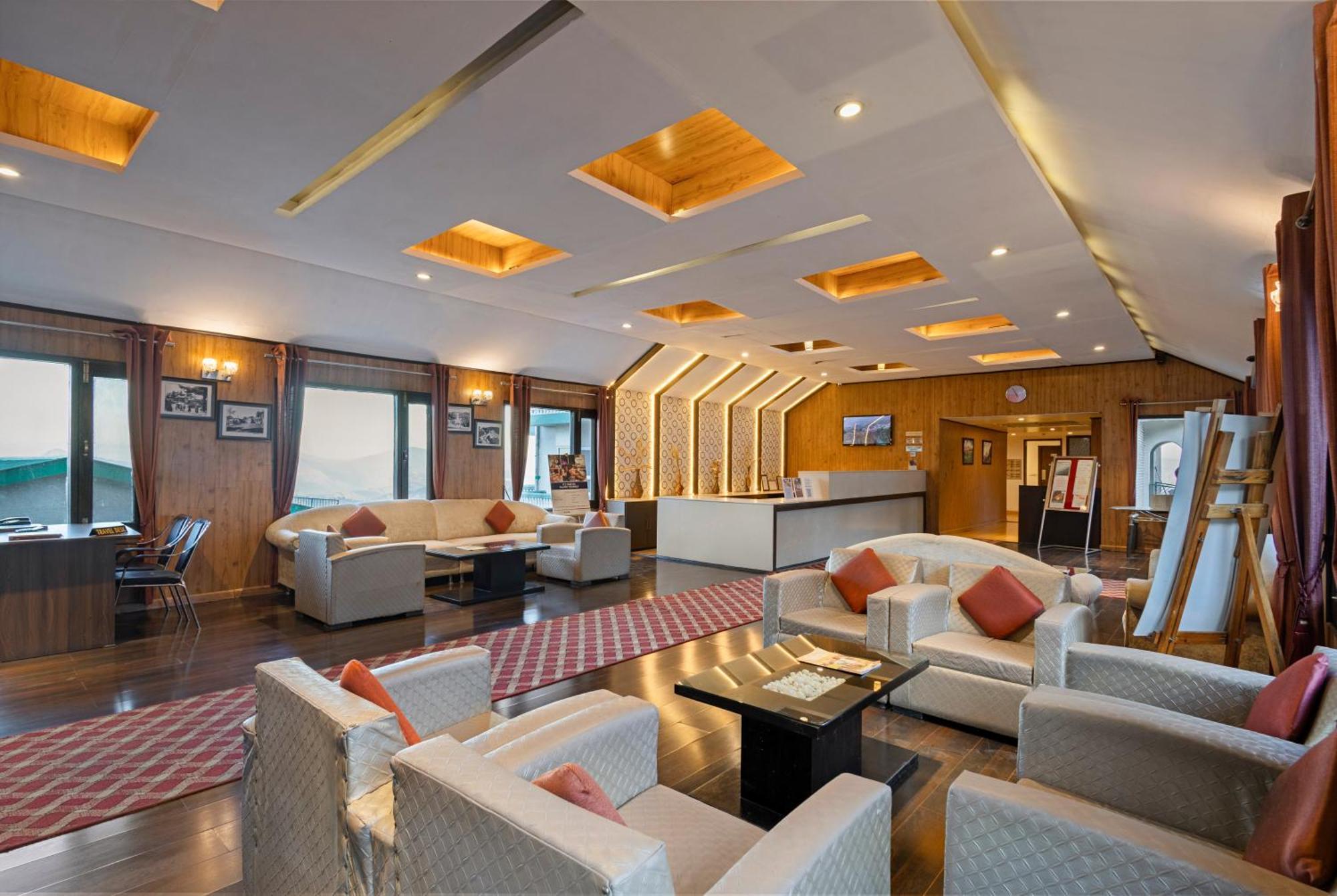 Hotel Sterling Kufri Extérieur photo