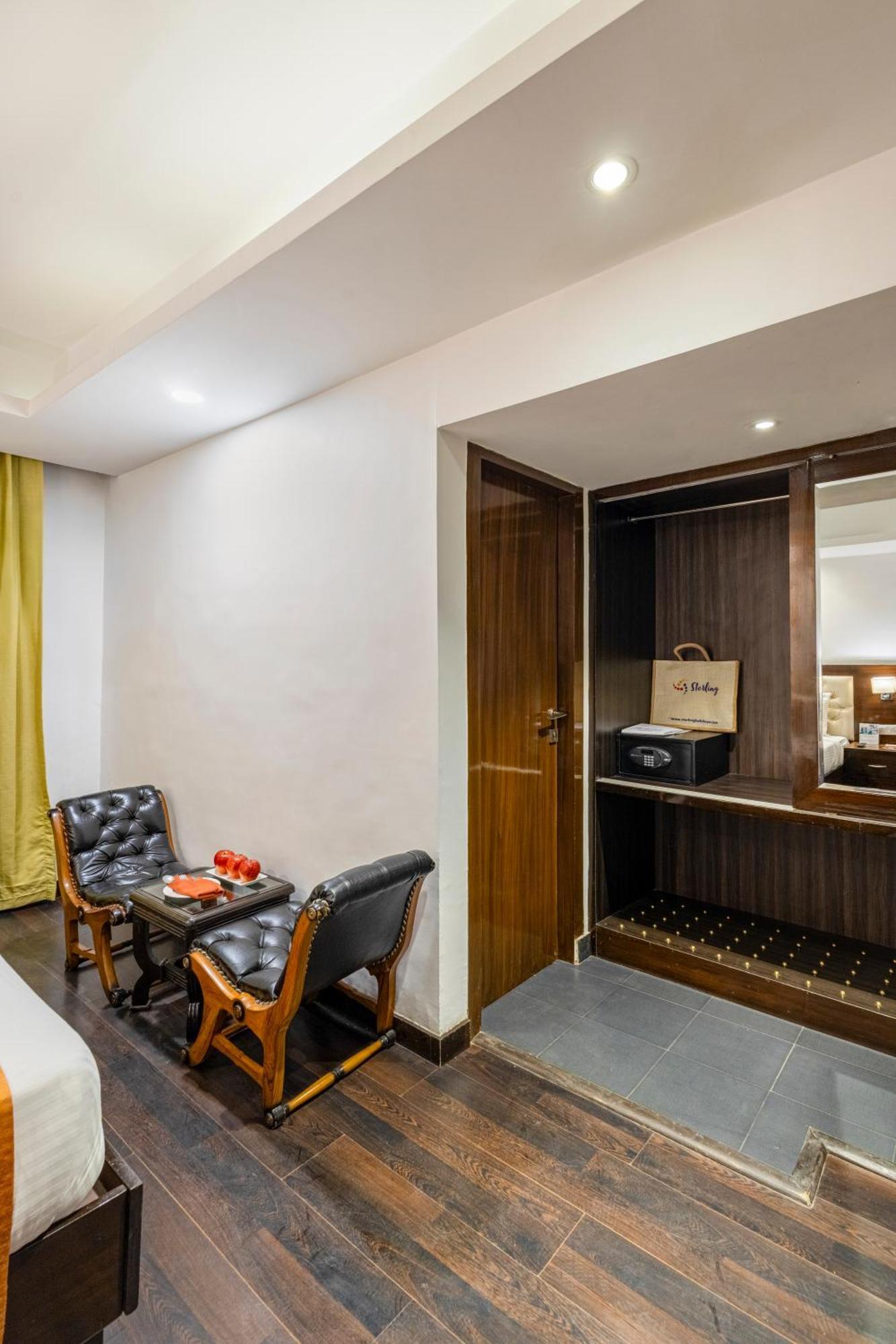 Hotel Sterling Kufri Extérieur photo
